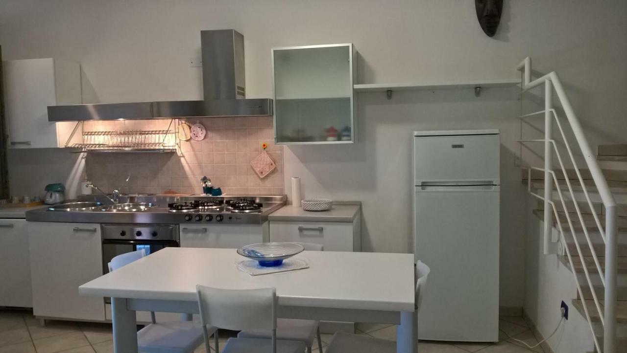 Vila La Casa Nel Borgo Chia Exteriér fotografie