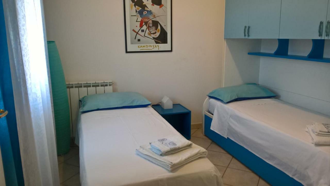 Vila La Casa Nel Borgo Chia Exteriér fotografie